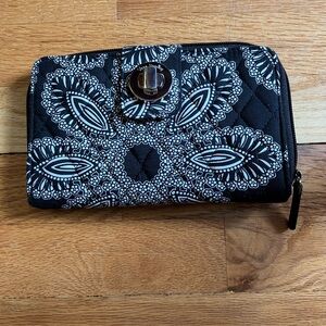 Vera Bradley Travel Wallet in Blanco Bouquet Pattern Purse Black and White